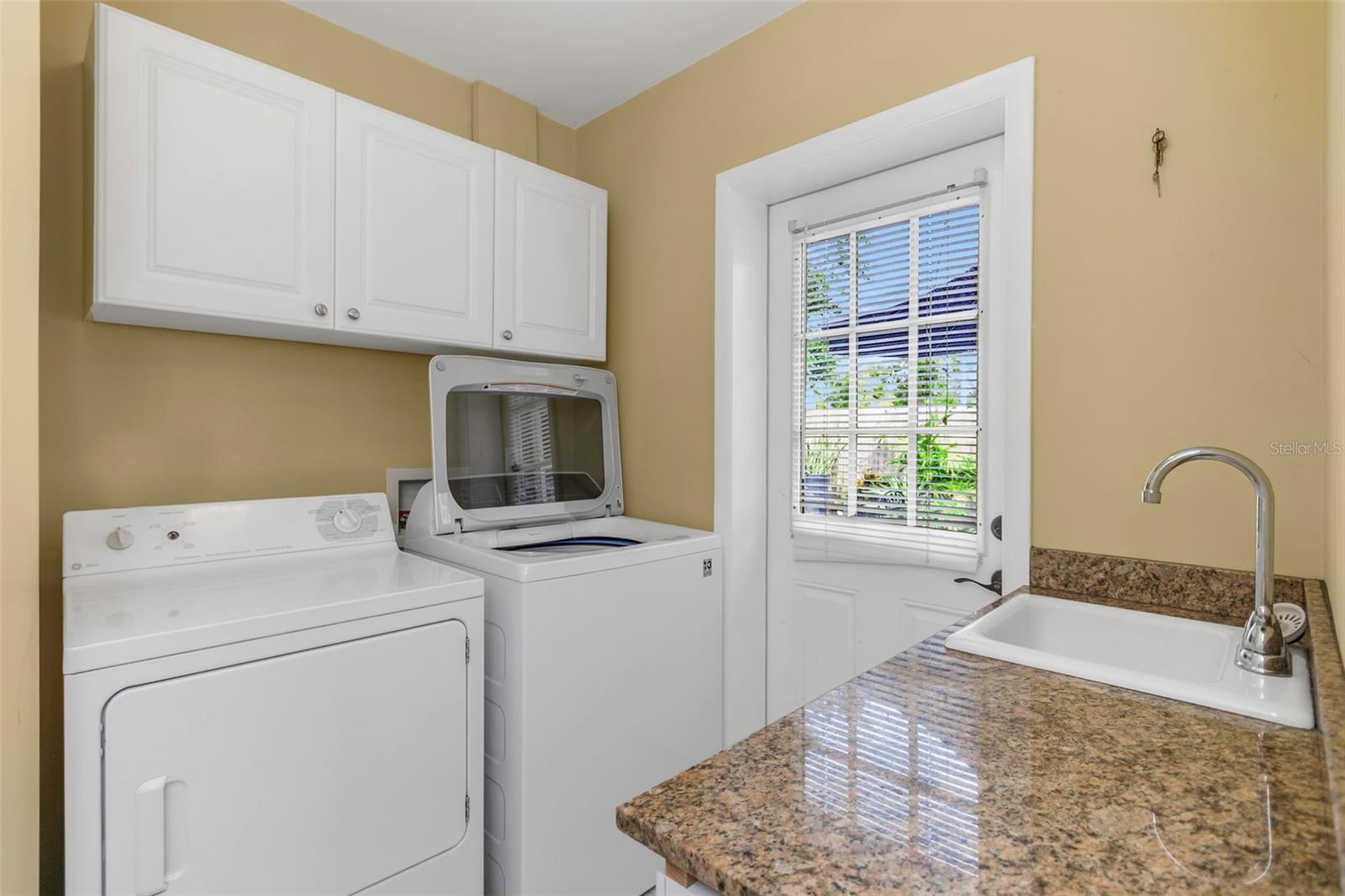 Interior laundry room