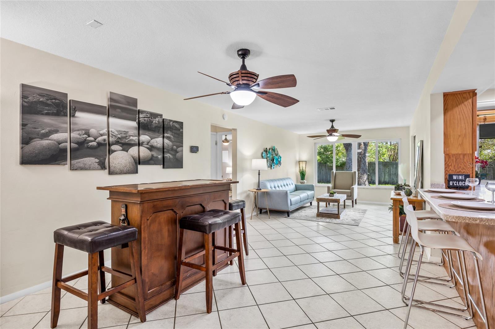 Alternate view of the Bar/Breakfast Nook