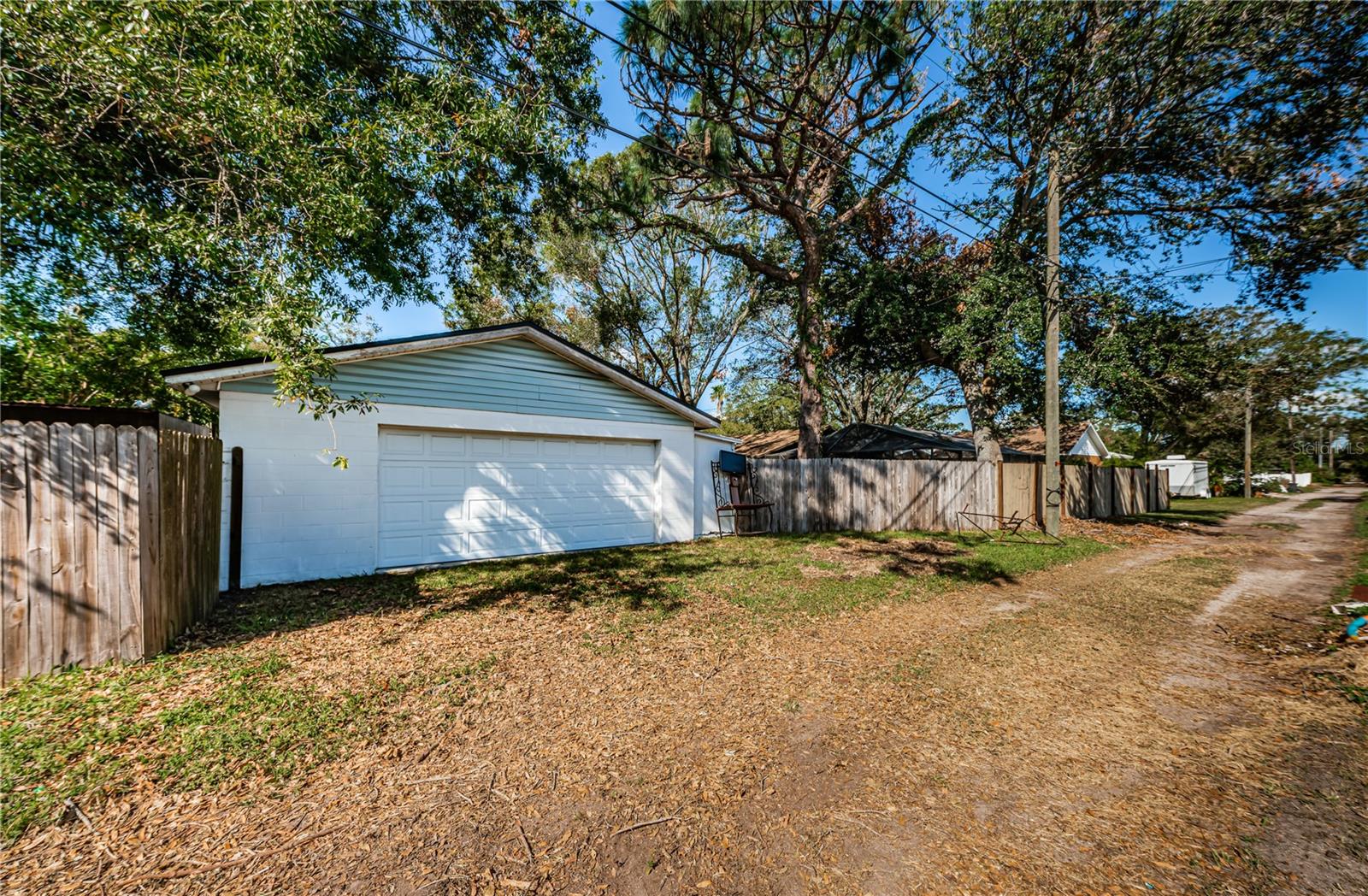 2-car Garage | Alley access