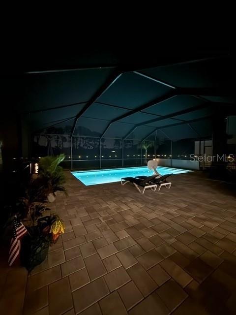 BEAUTIFUL POOL LIGHTING FOR EVENING SWIMS OR ENTERTAINING