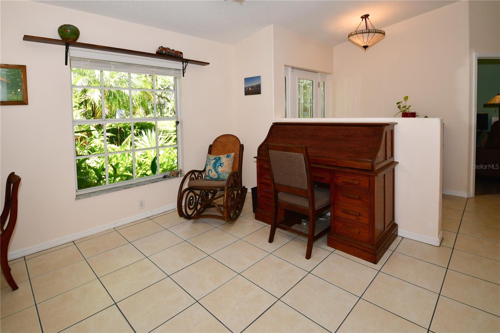 Breakfast Room toward the Foyer