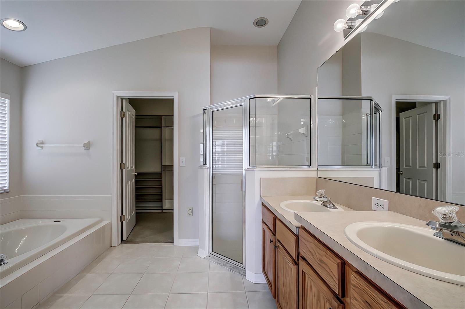 Ensuite Bathroom with Double Vanity