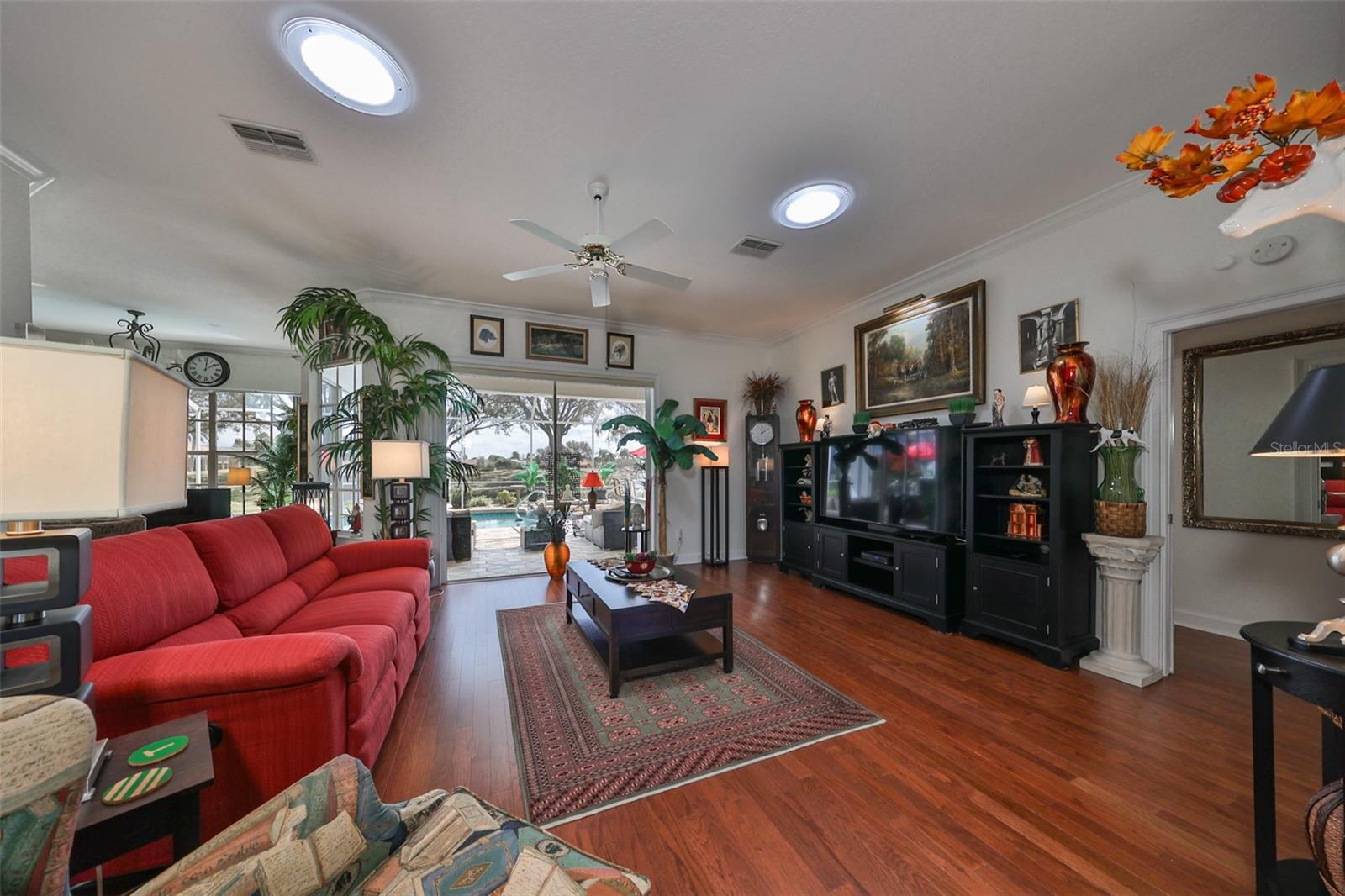 Living Room Engineered Hardwood Flooring