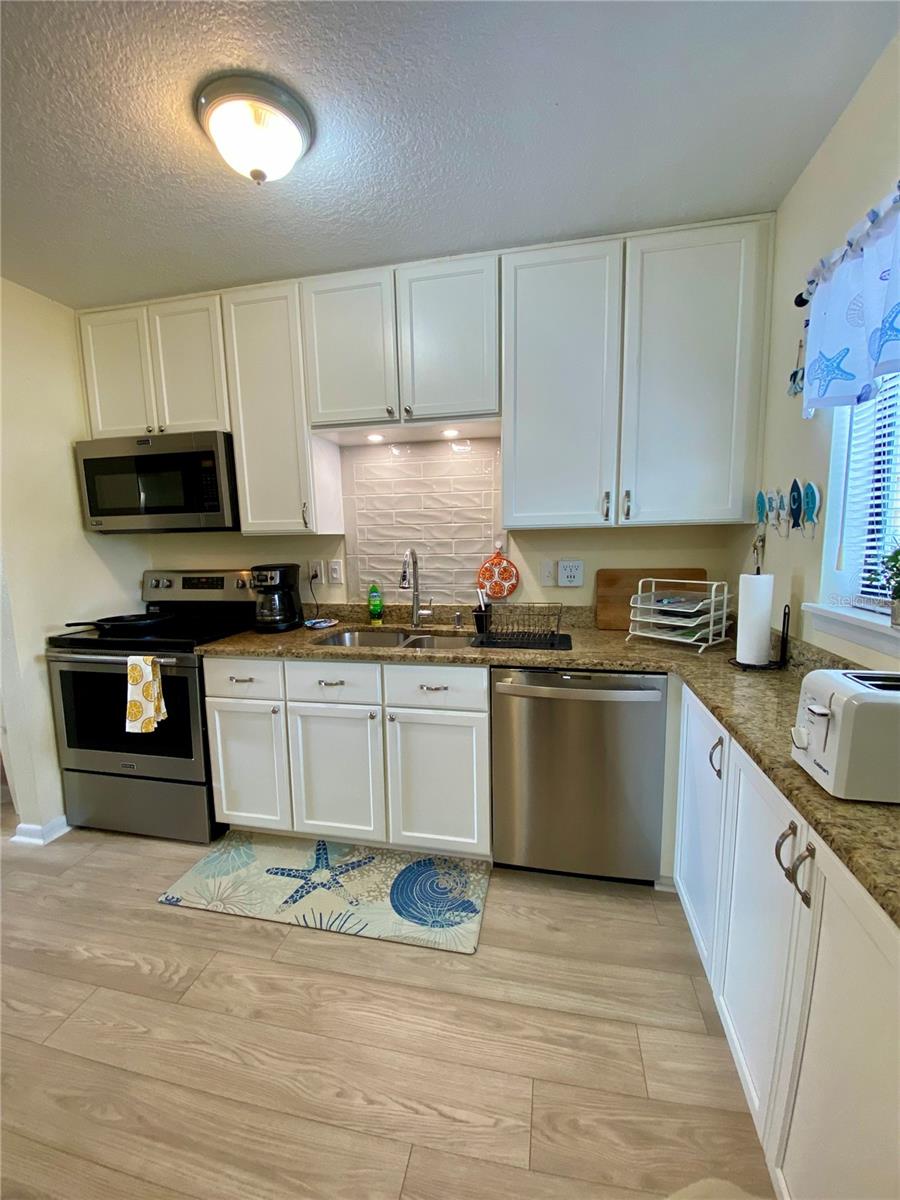 Newly Remodeled Kitchen