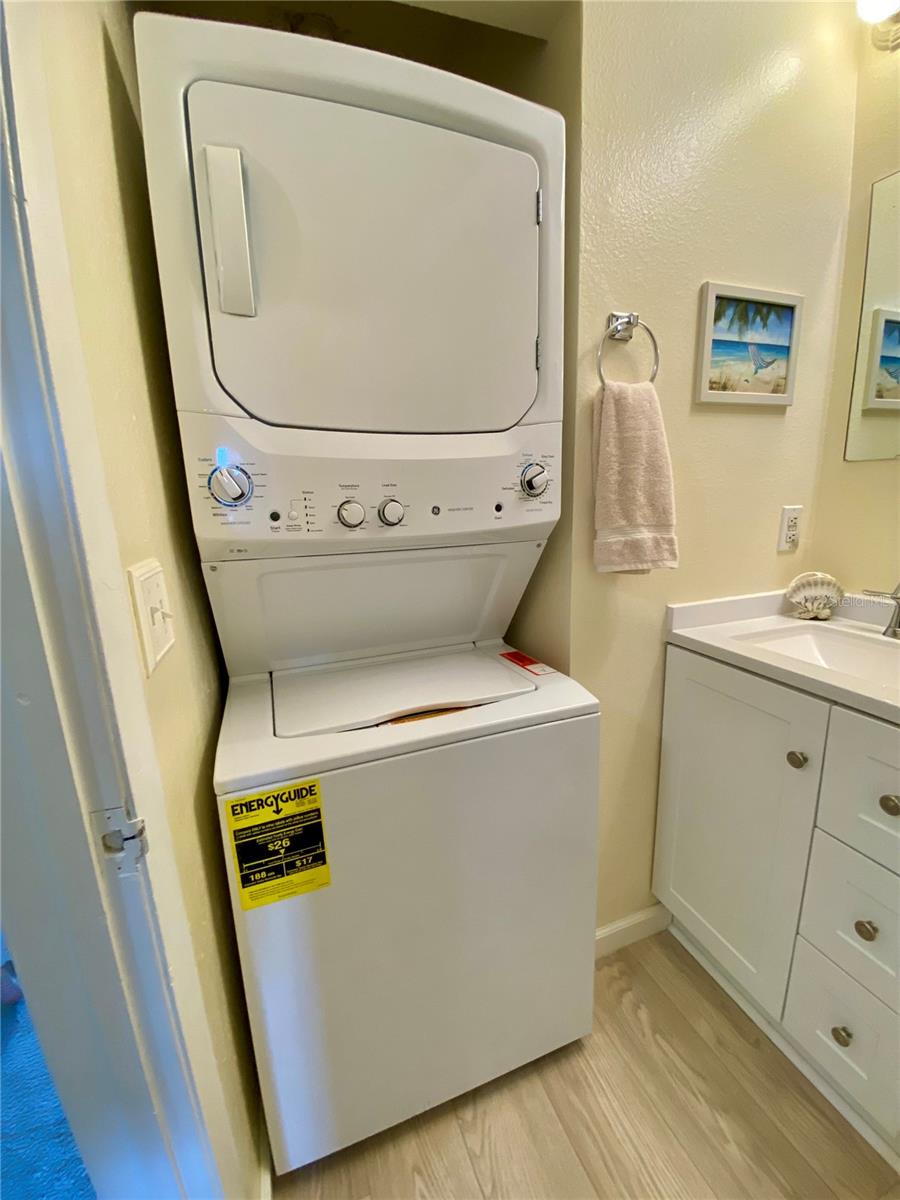 Brand New Washer & Dryer