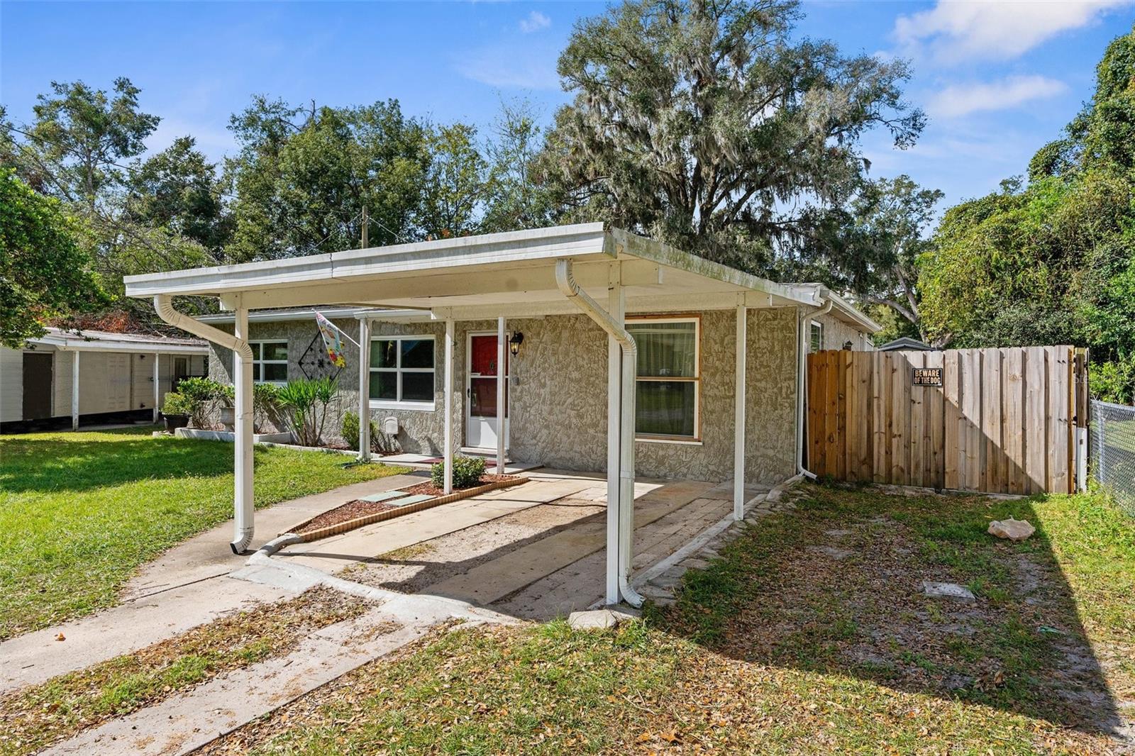 Carport