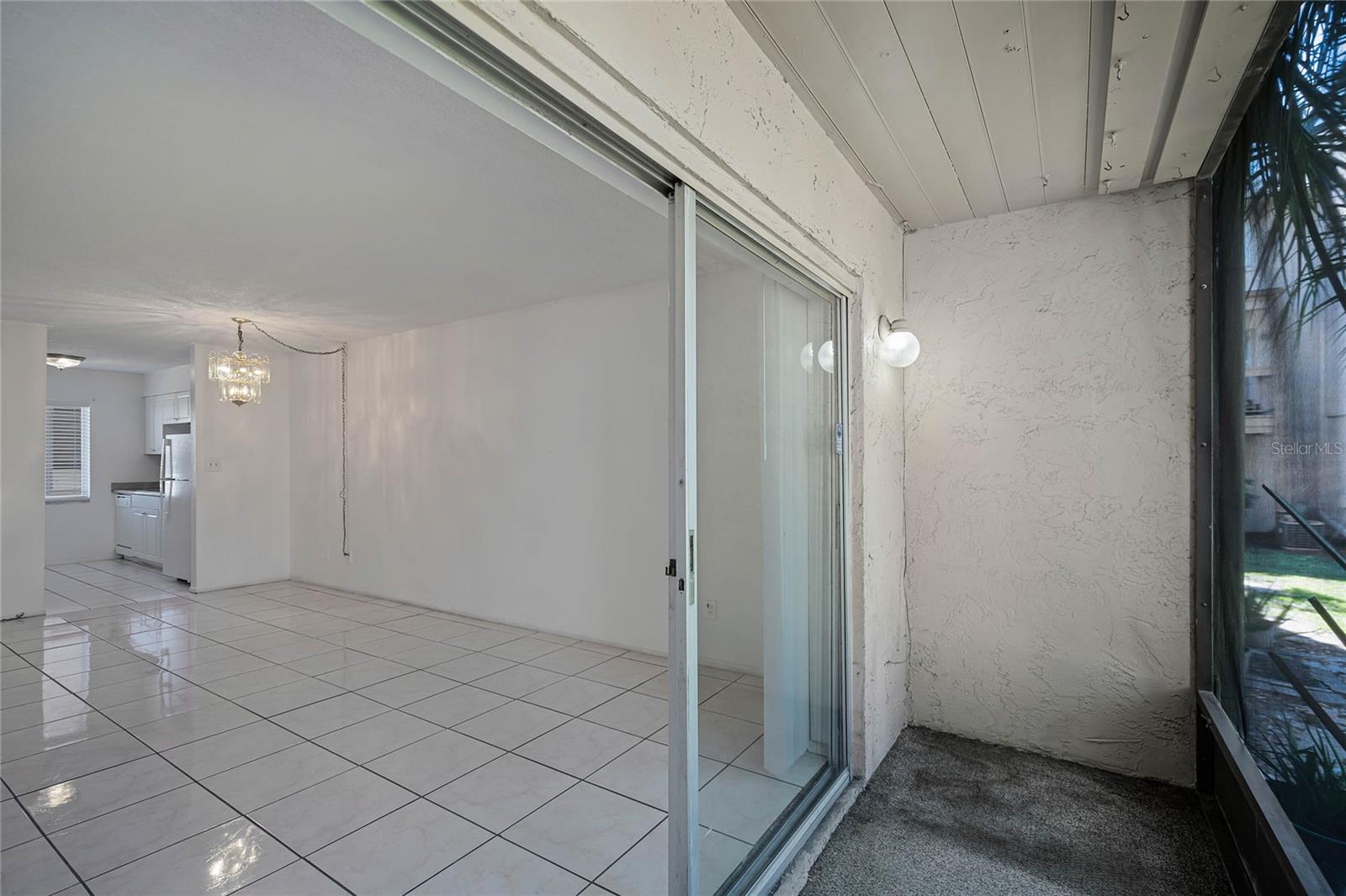 Sliding Glass Doors to Screened in Lanai