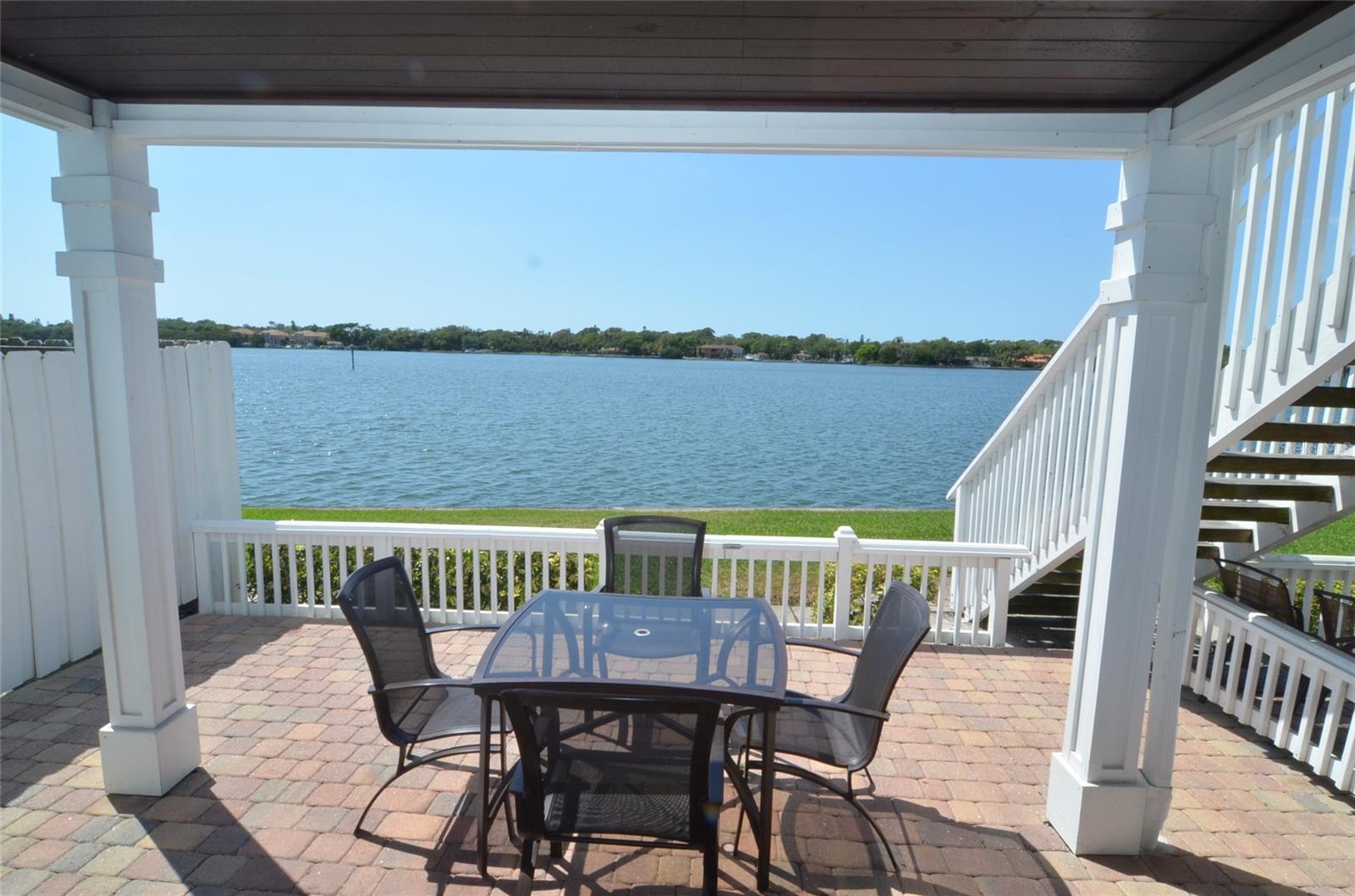 Private Patio with gorgeous views!