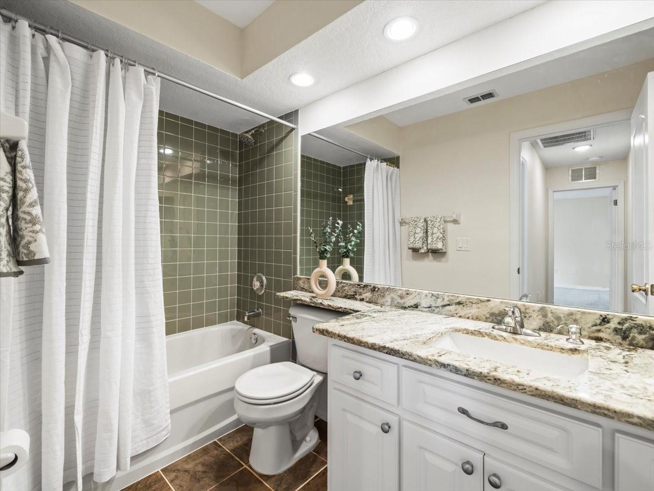 Full Bath with Tub/Shower and Linen Closet