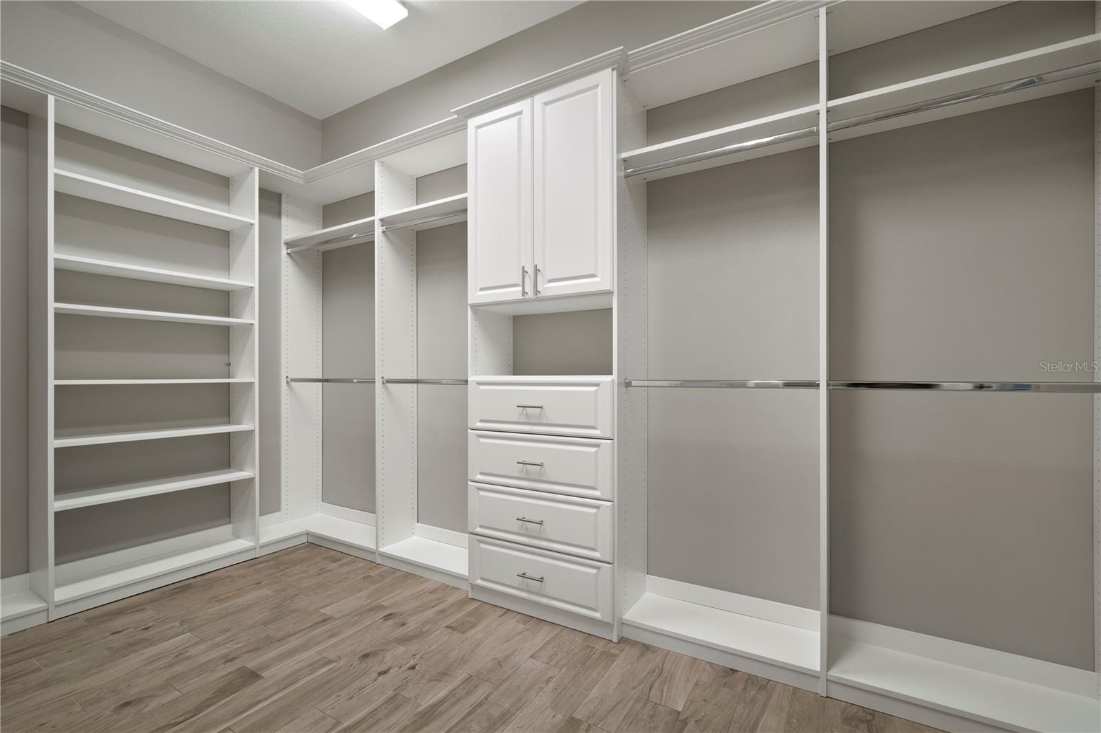 Custom Walk-in Closet