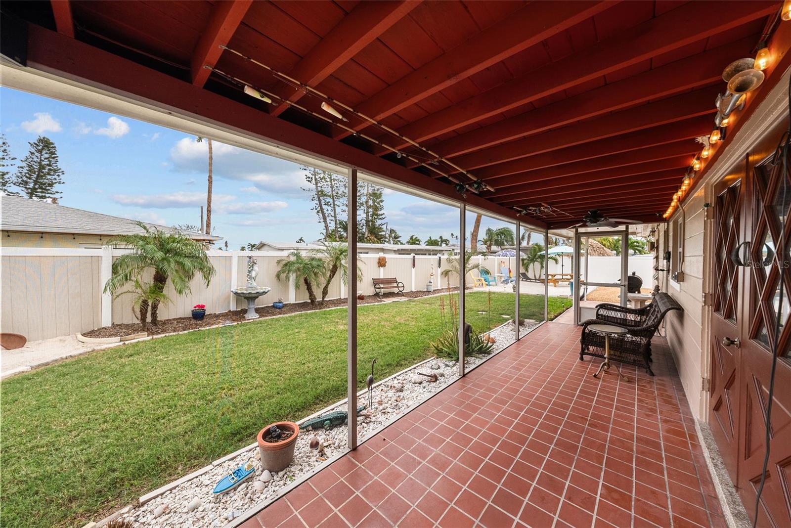 Screened-In Porch