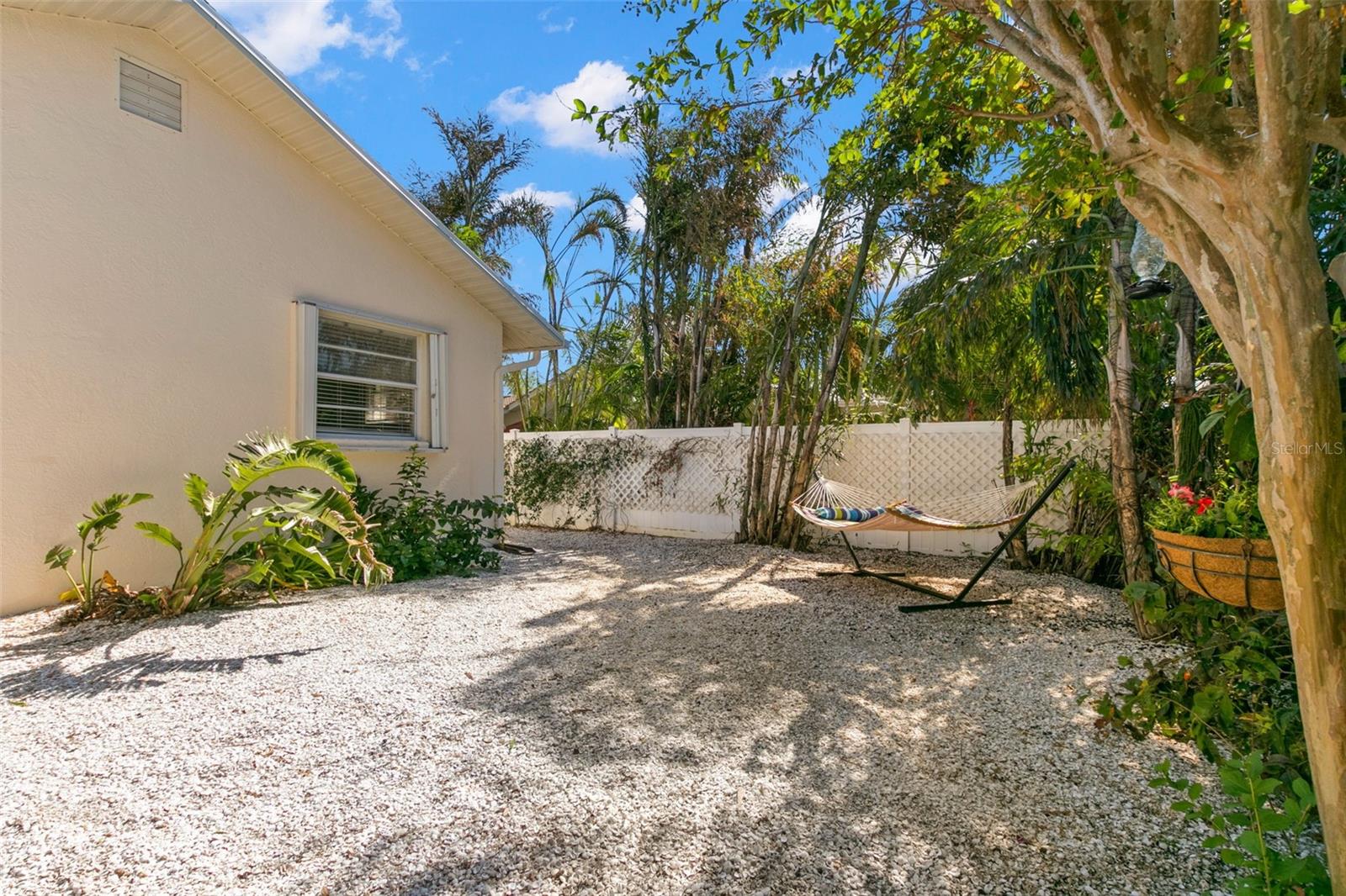 Yard and Garden Space