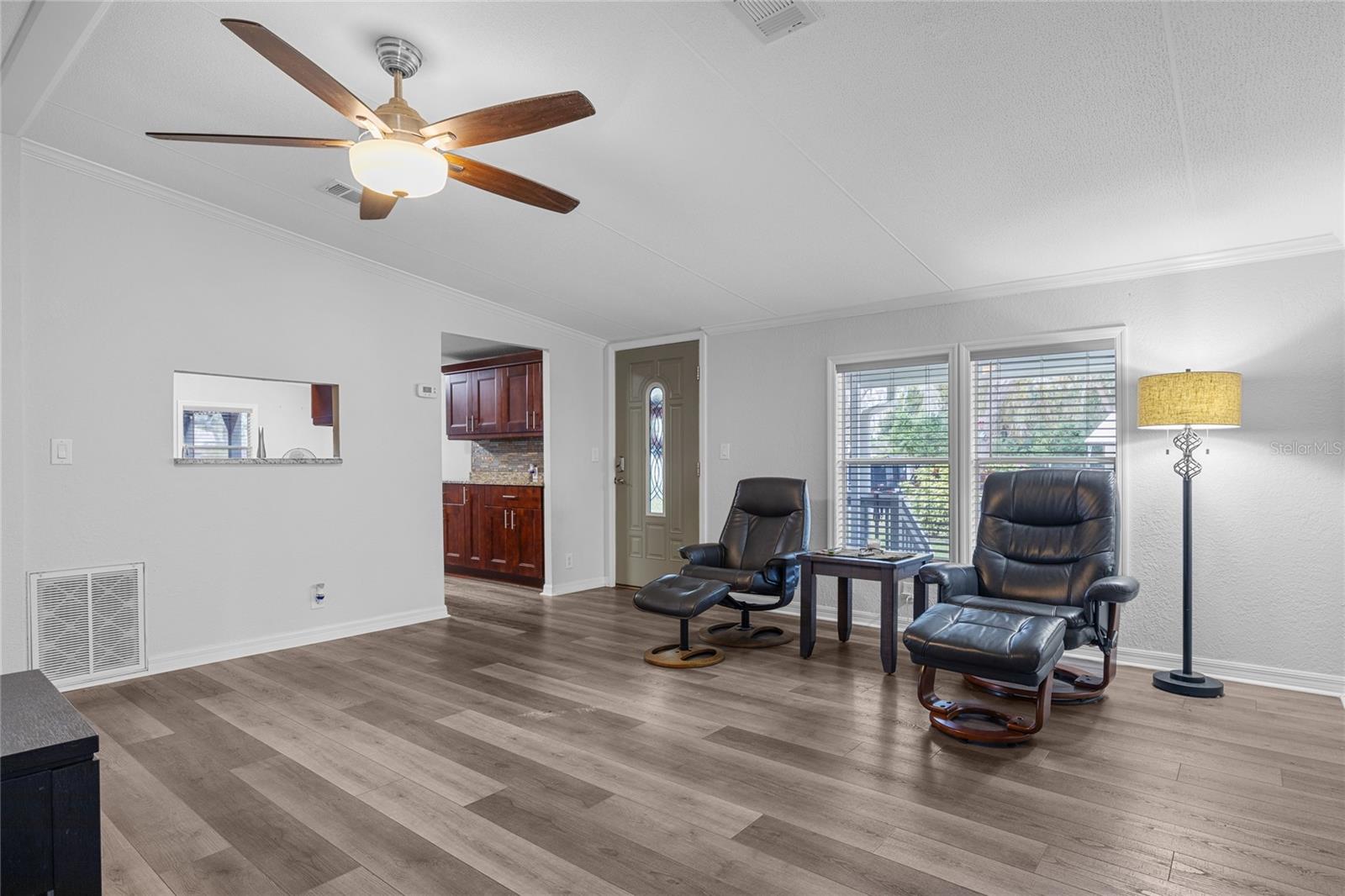 Entryway / Living Room