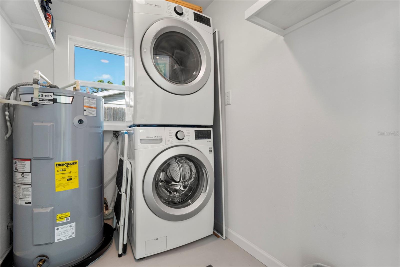 Finished laundry room.