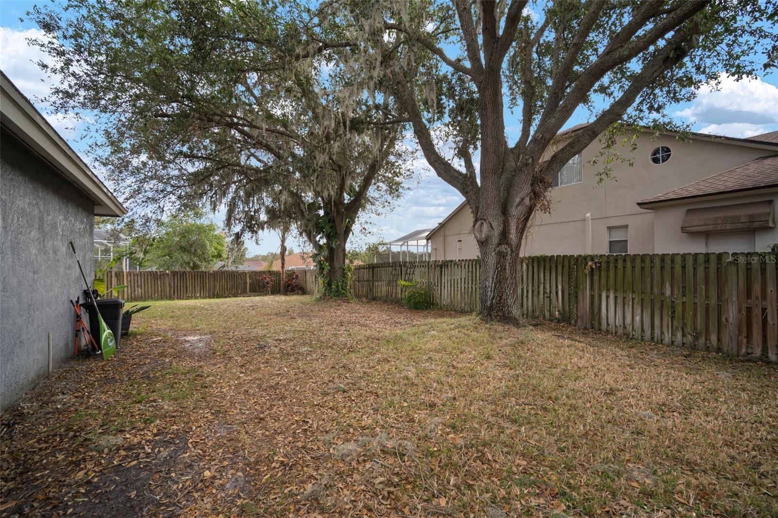 Spacious corner lot