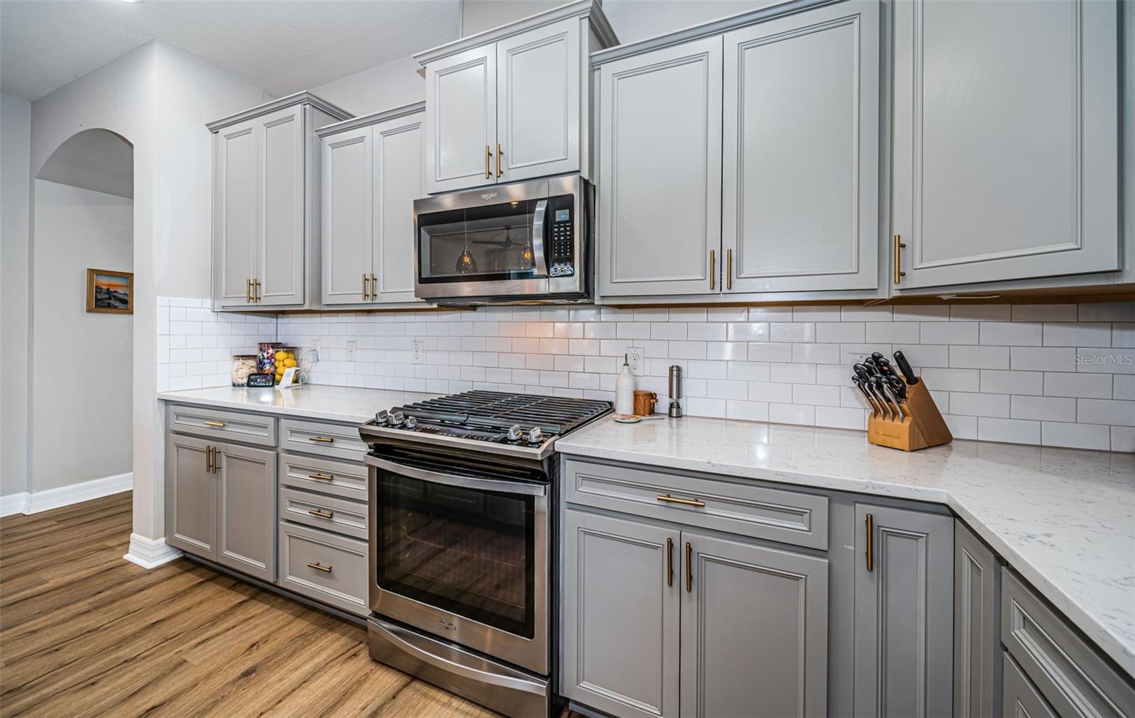 Stainless Steel Appliances - Tile Backsplash