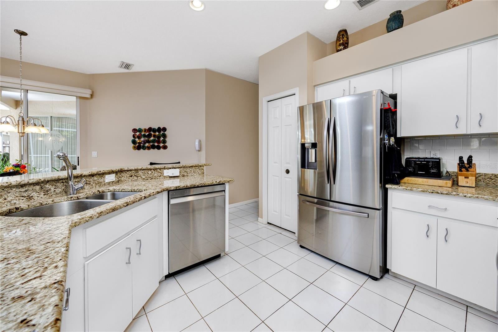 Kitchen Stainless Steel appliances -4466 Worthington Ct, Palm Harbor, FL 34685