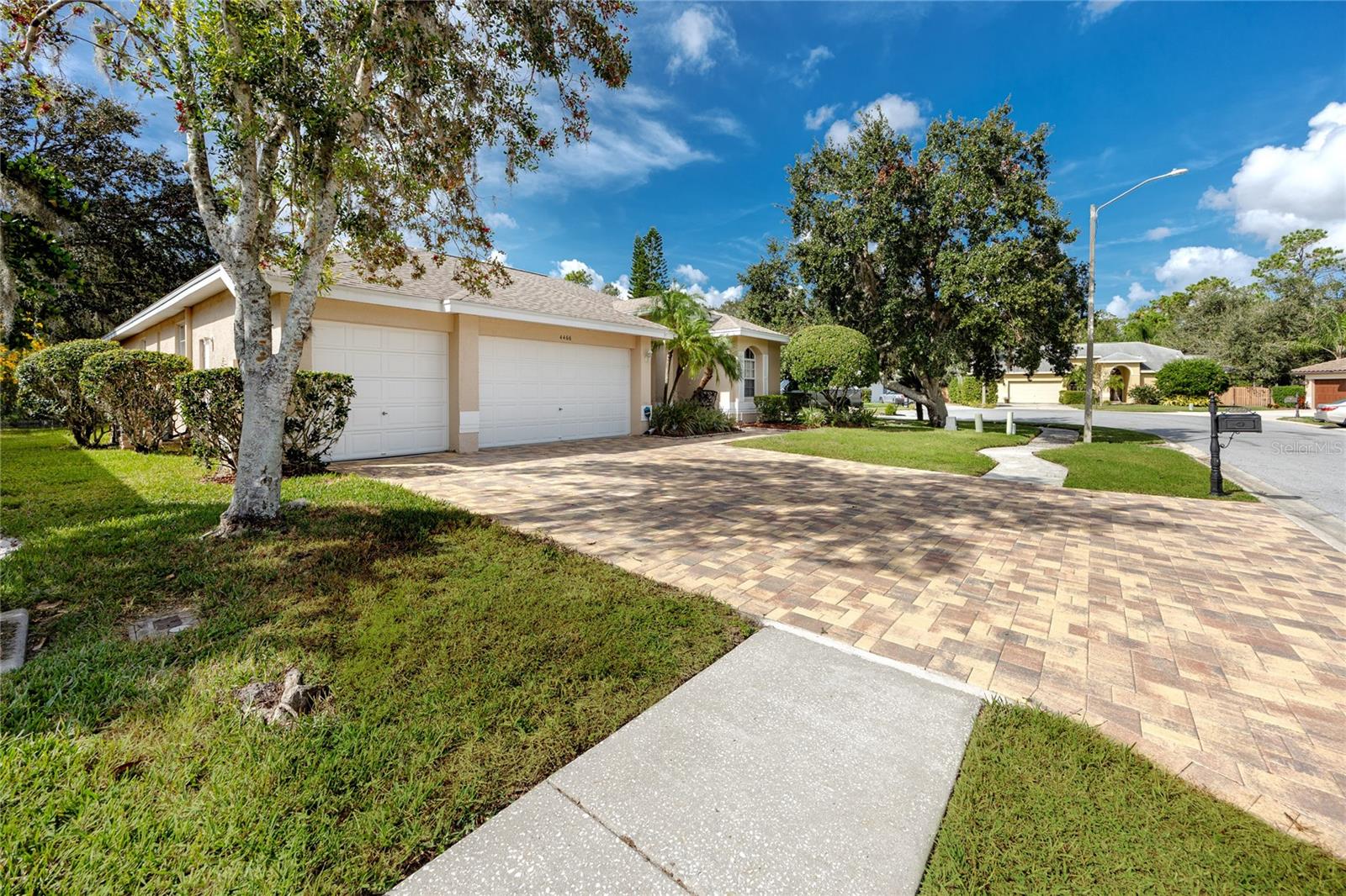 Paver Driveway -4466 Worthington Ct, Palm Harbor, FL 34685