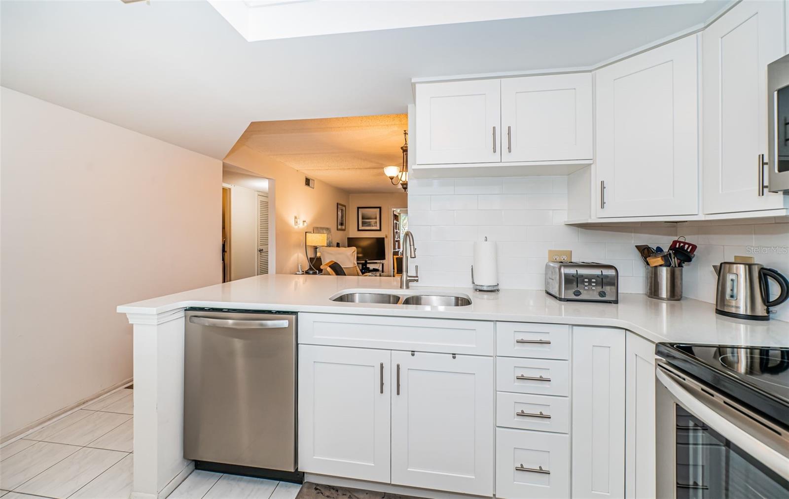 Fresh!  This condo is super clean!  See the Lazy Susan!