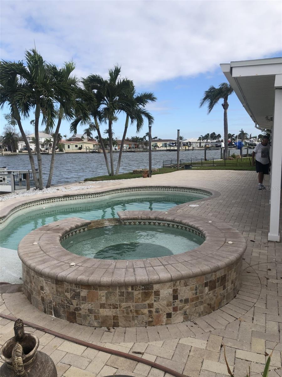 Pool and Jacuzzi