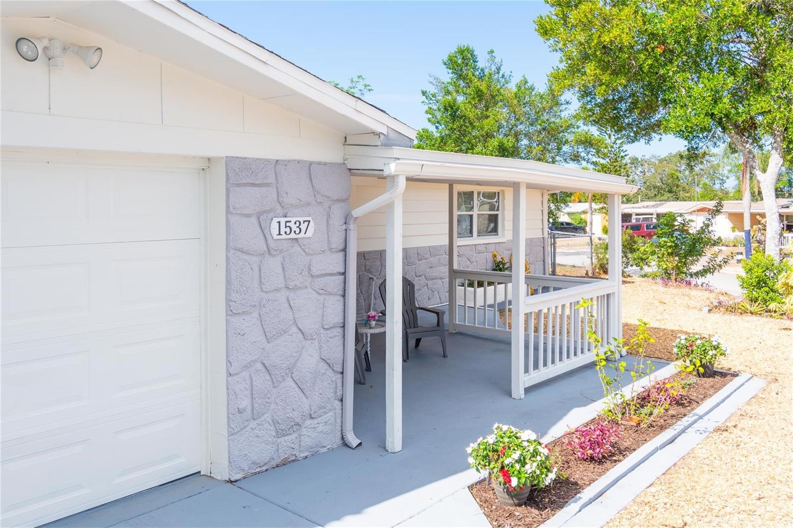 FRONT WALK WAY