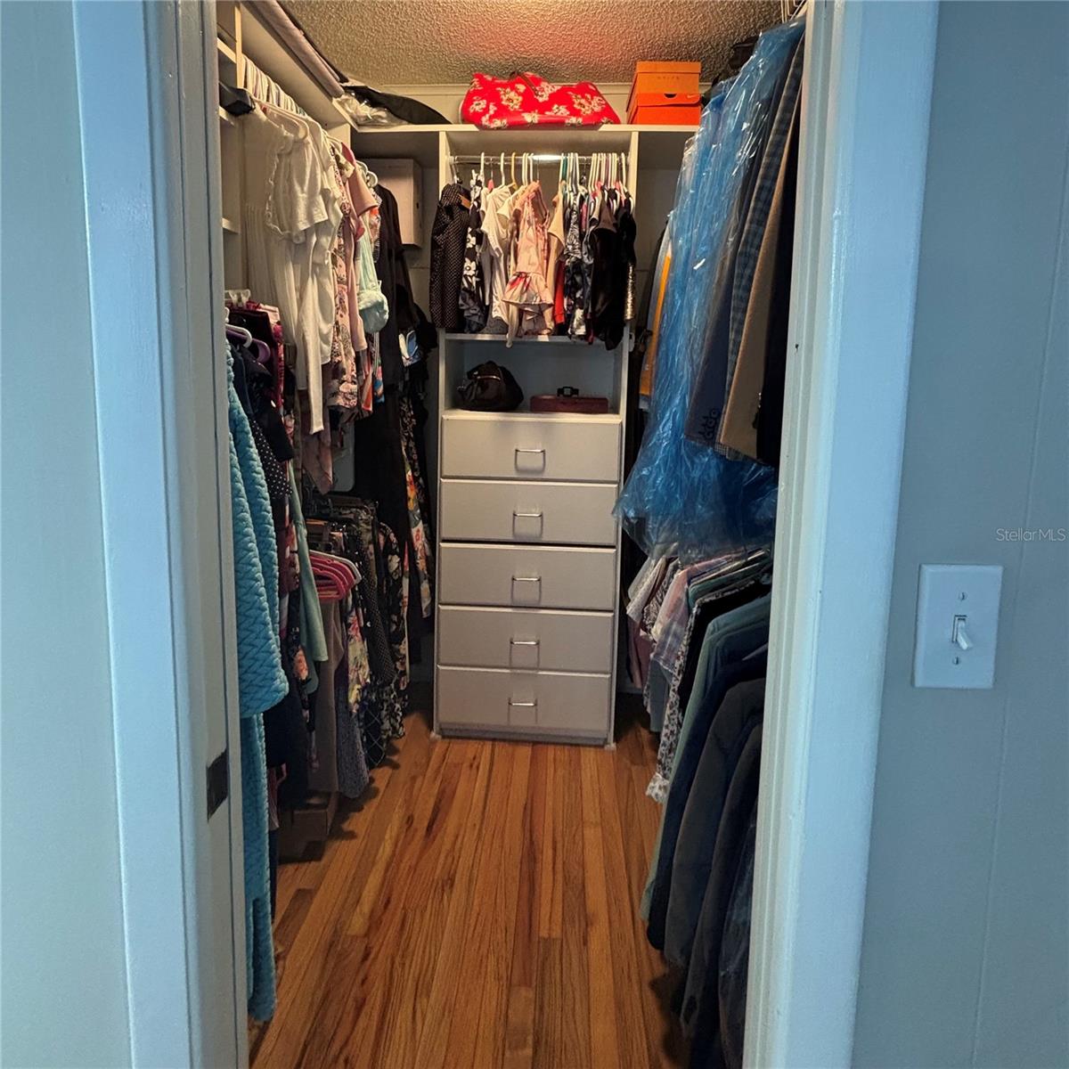 MASTER CLOSET