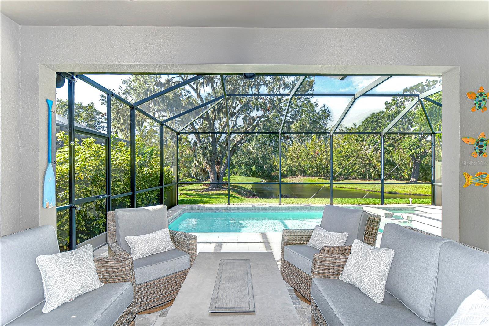 Oversized screened lanai offers plenty of space to entertain!