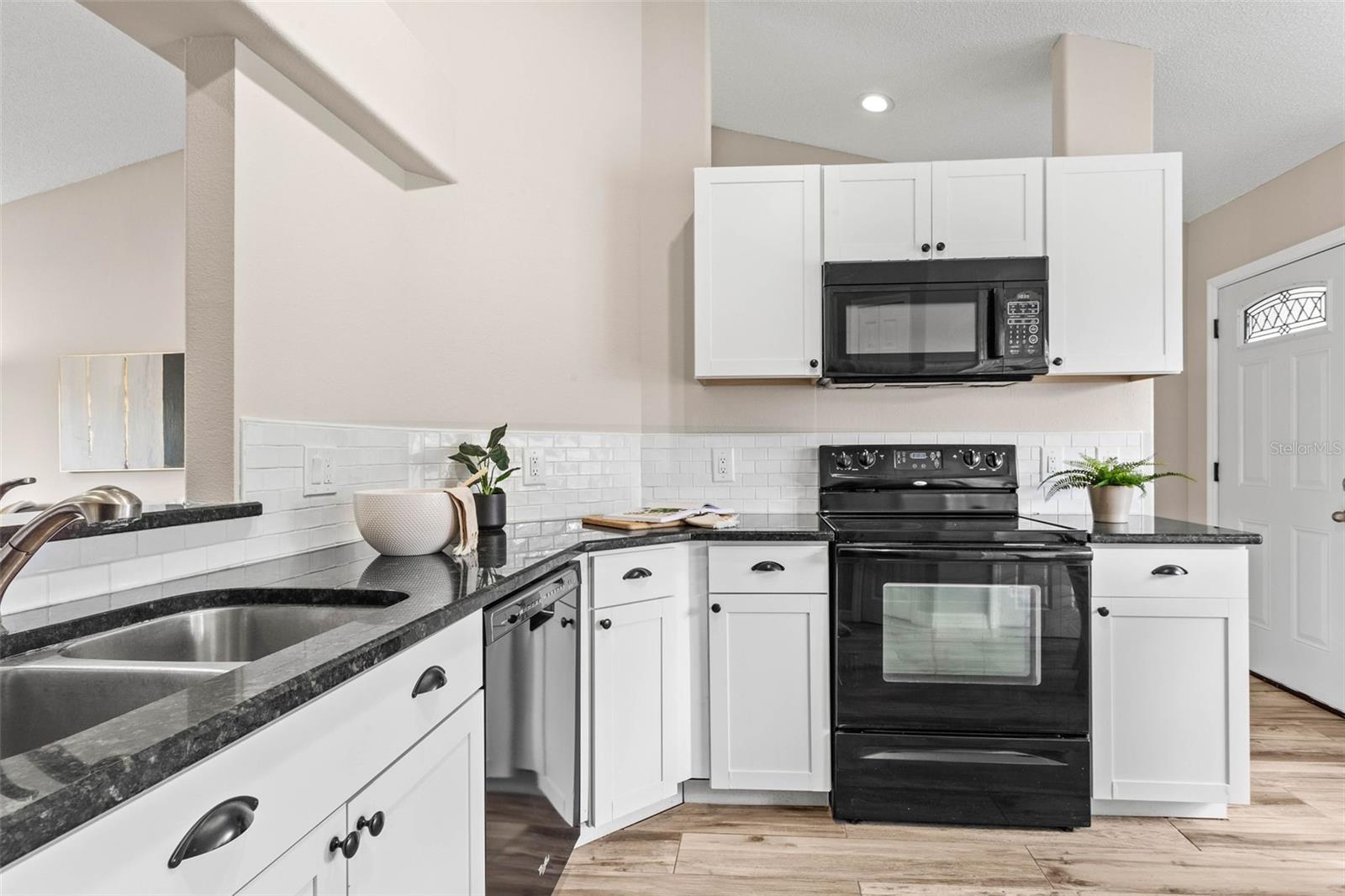 Ample counter space for cooking