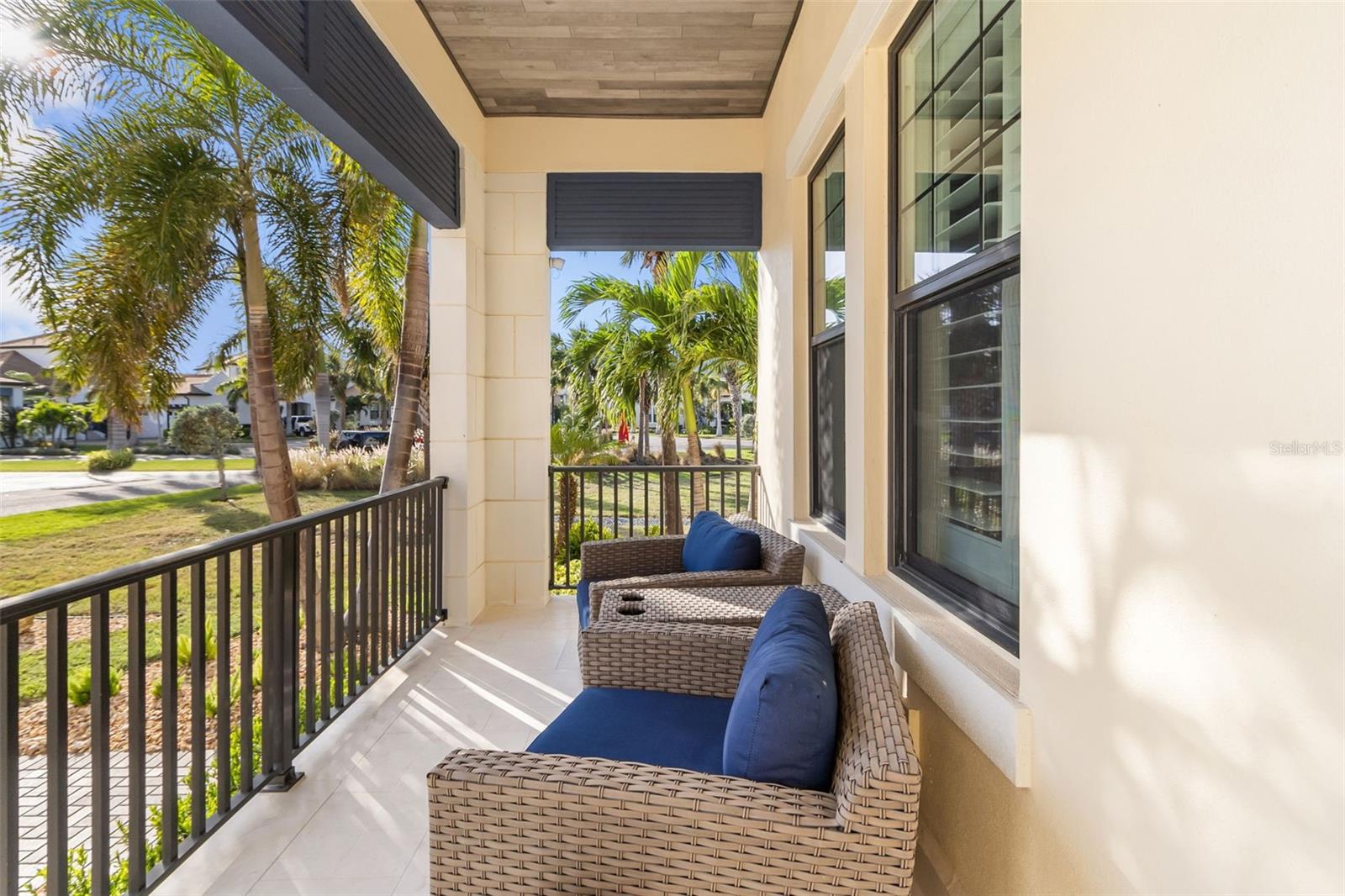 Front Porch - 3029 Christophers Watch Lane Ruskin, FL