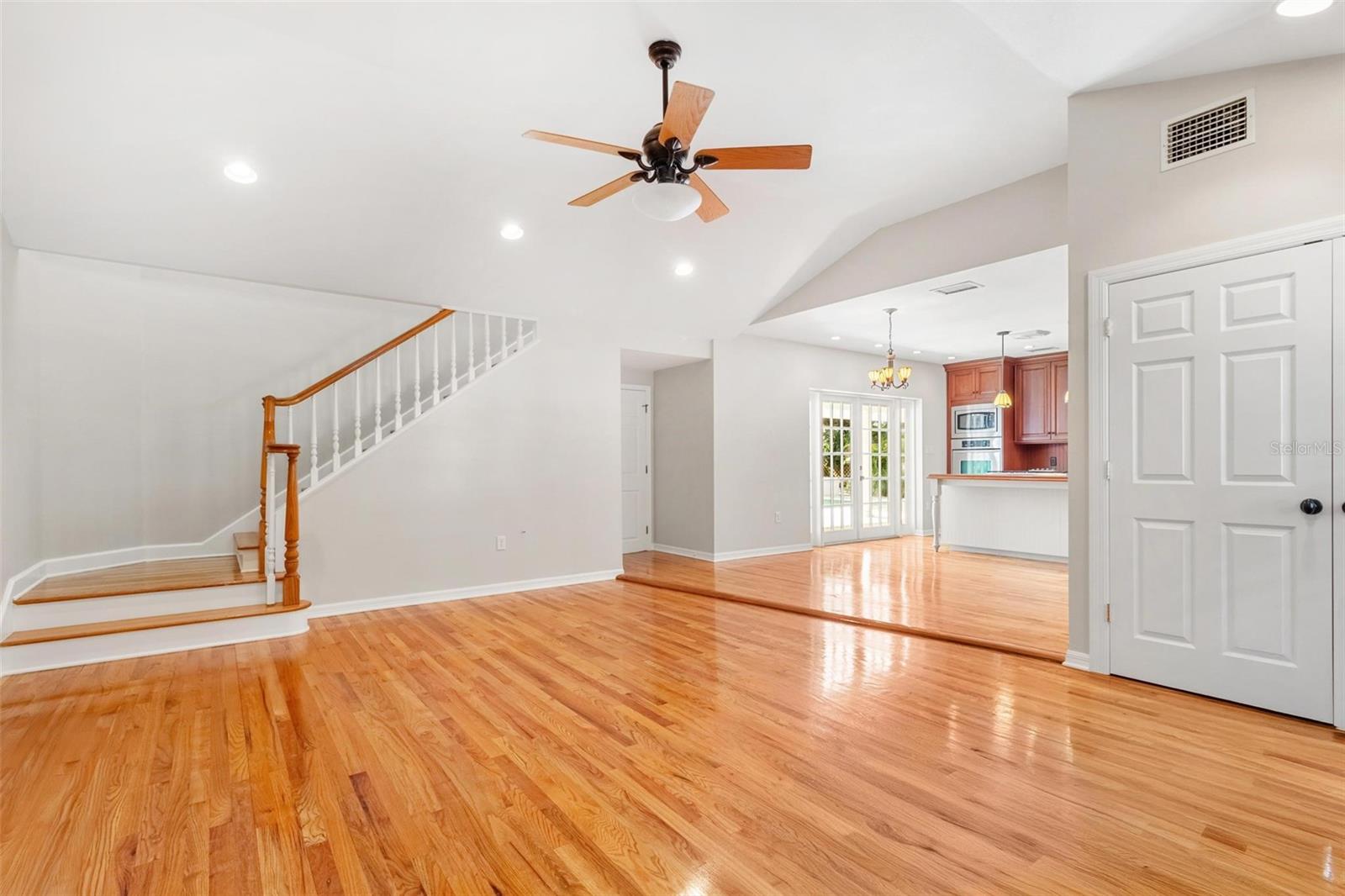 Stairs to Primary bedroom