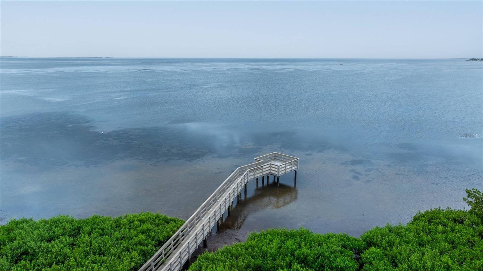 Great view of the Gulf in this waterfront community