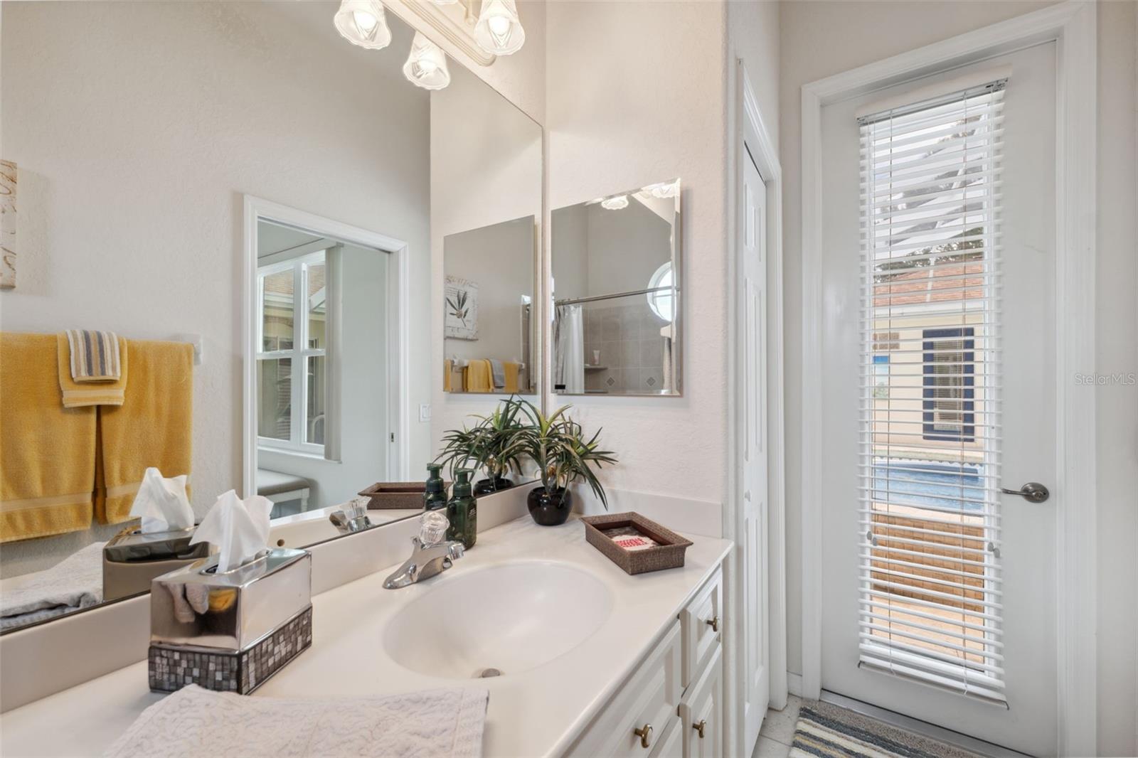 Guest House Bathroom