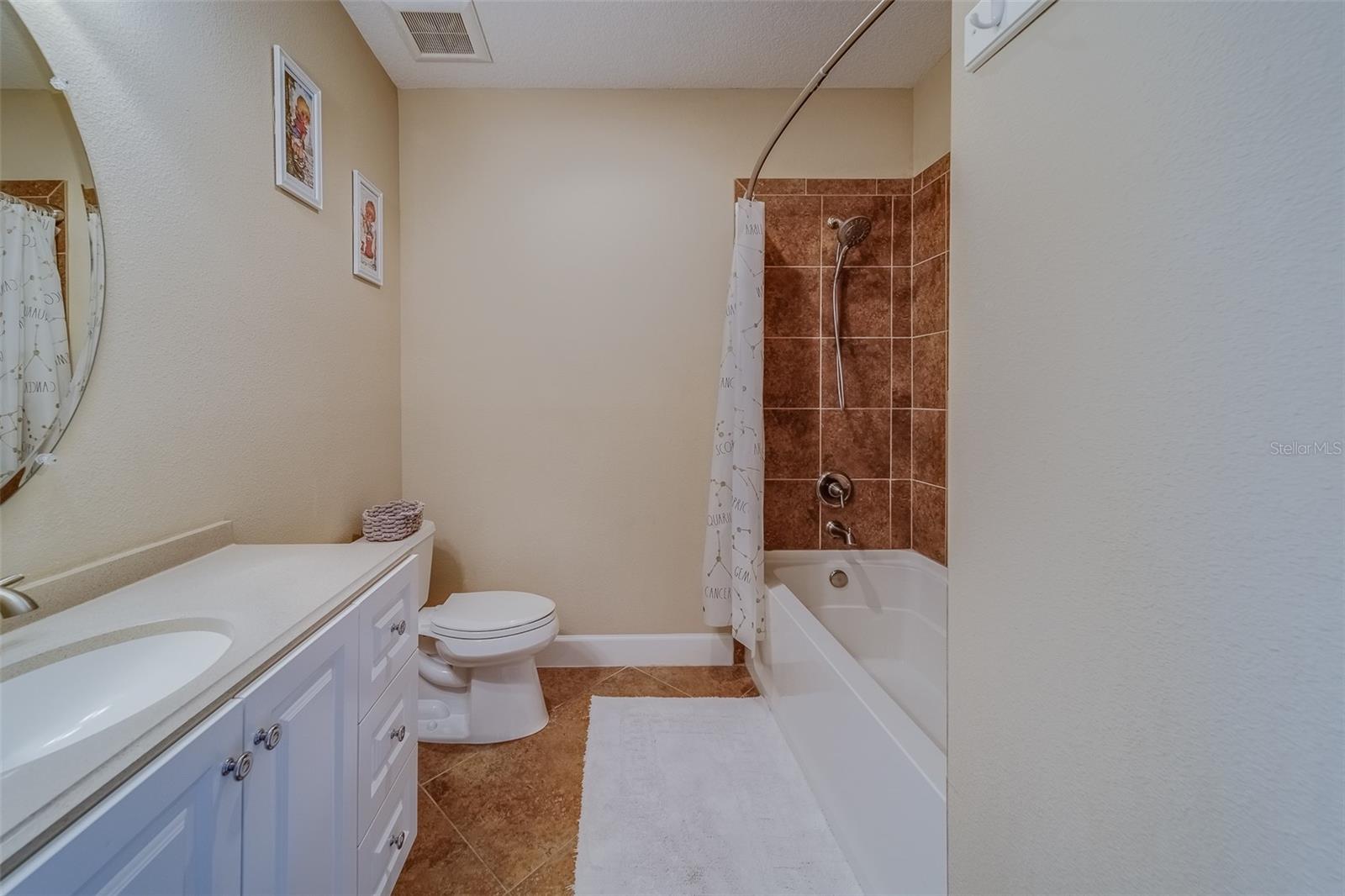 3rd floor bathroom with bathtub