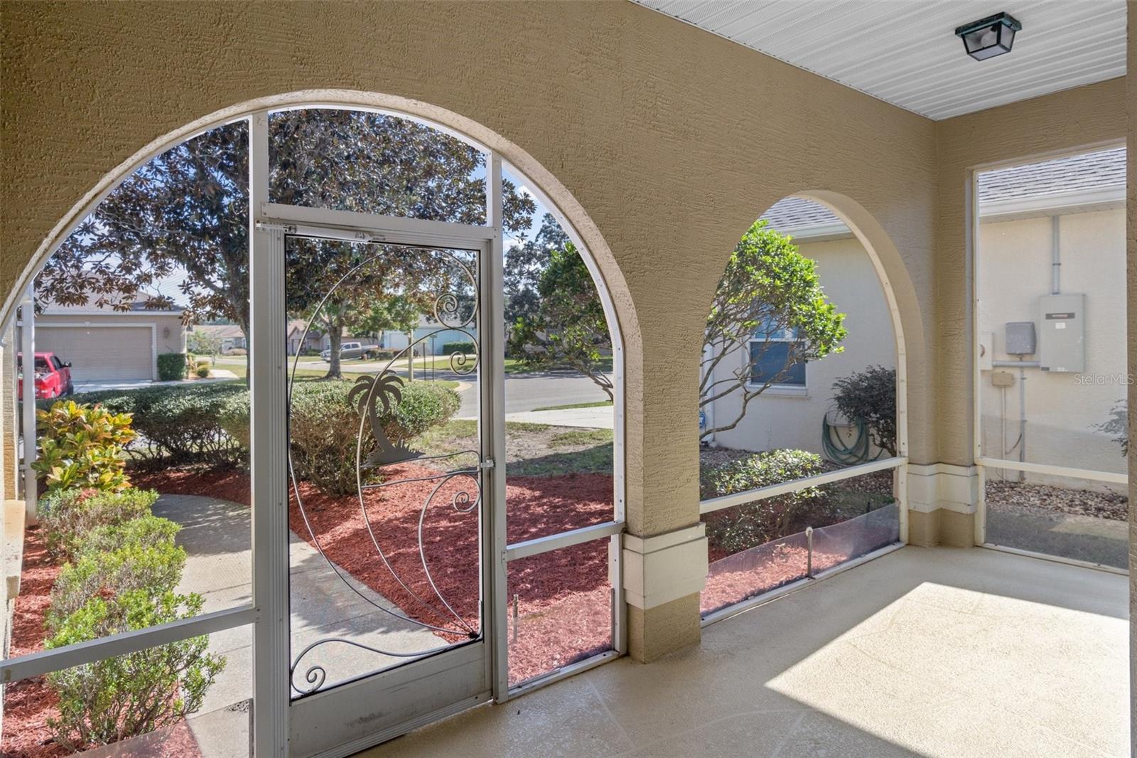 Front Screened Lanai