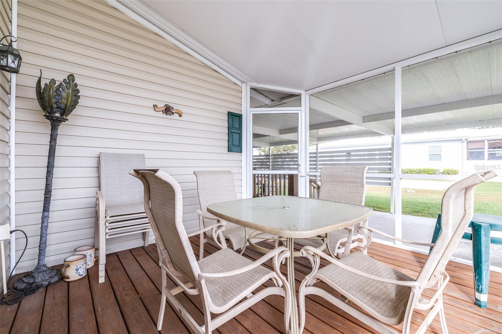 Front Screened Porch 11x12