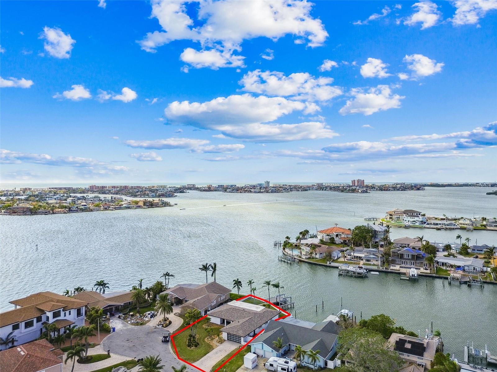 Oakhurst Shores Waterfront home on Boca Ciega Bay with a Contemporary Flair!!!