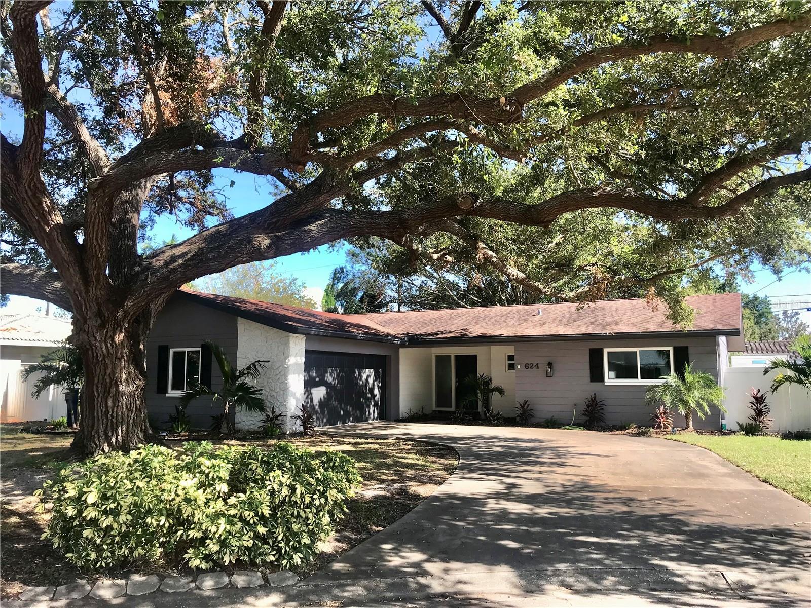 Designer Show Home remodeled with attention to detail from the smooth ceilings to the new easy care flooring this is a true move-in ready property. Located on a quiet cul-de-sac in North St. Petersburg within walking distance to dining, shopping a a world class recreation center.