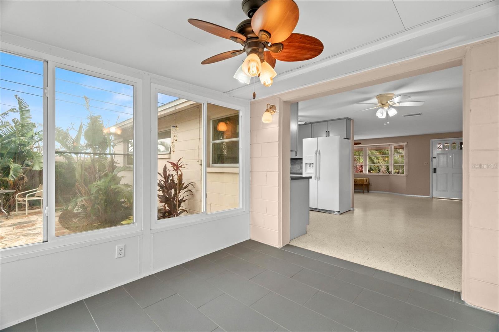 Sun Room/Dining Room