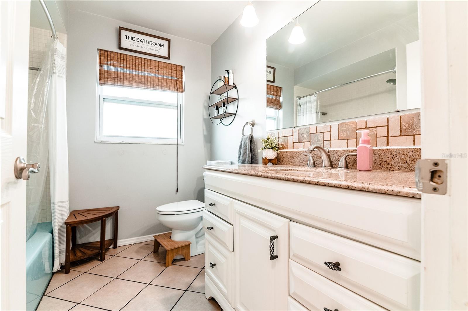 Nice, oversized sink and storage space.