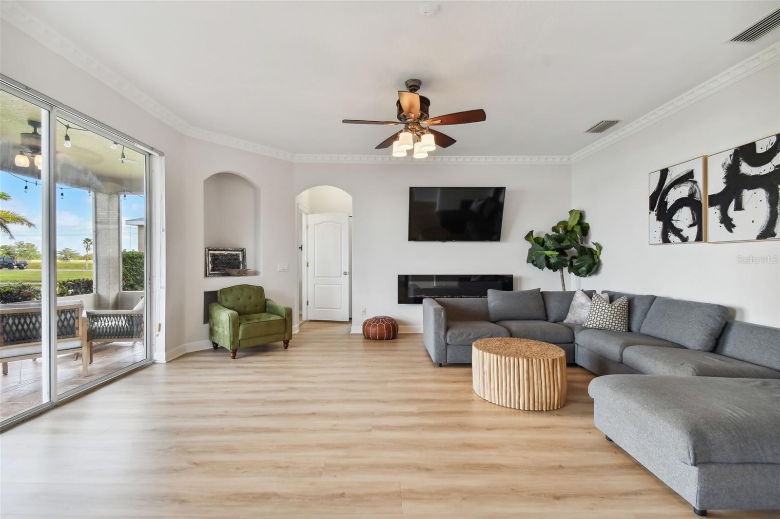 Family room off kitchen back patio lanai view