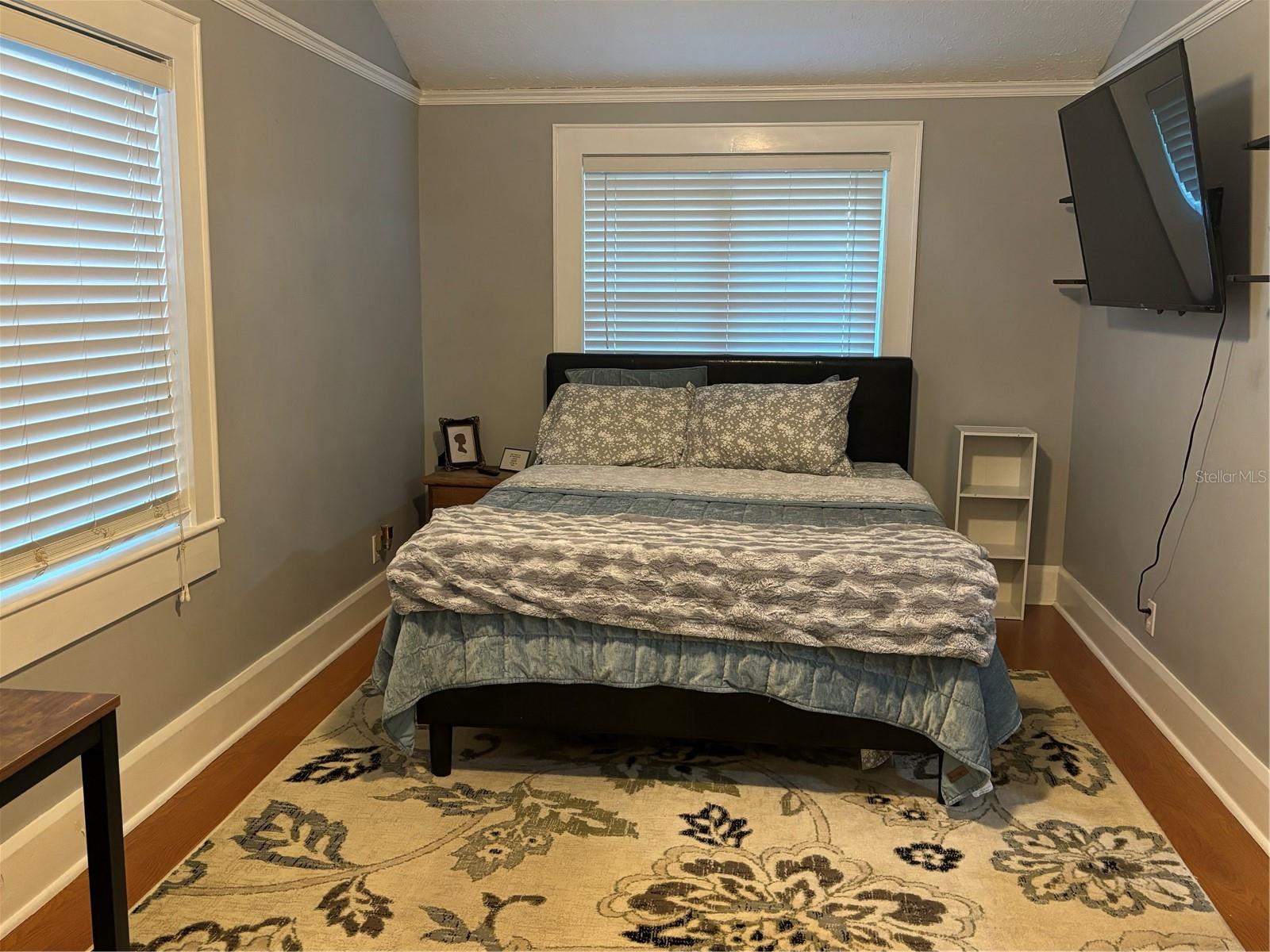 Guest bedroom