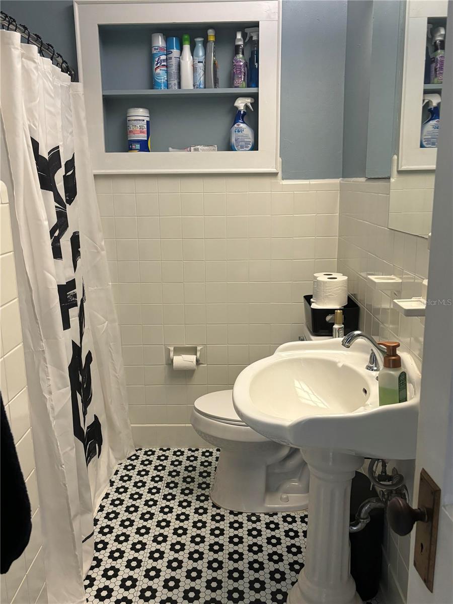 Guest Bathroom