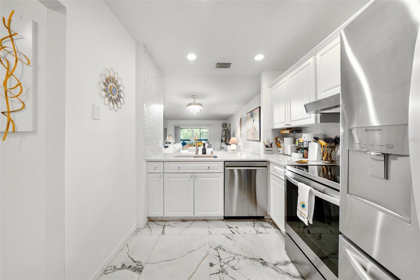 Updated Kitchen with breakfast bar