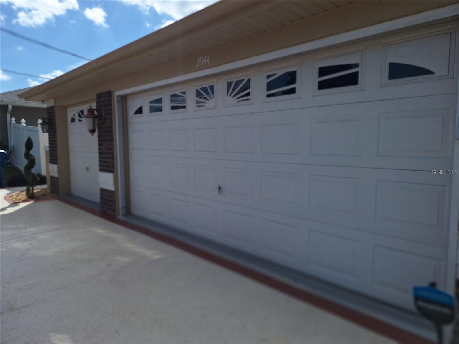 This 3 Car Garage has 630 square feet inside