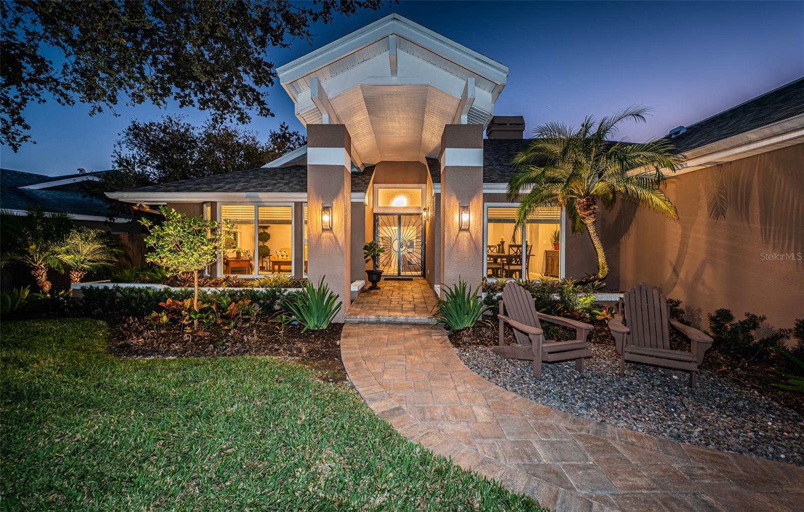 Custom Screen Doors allow nice breezes