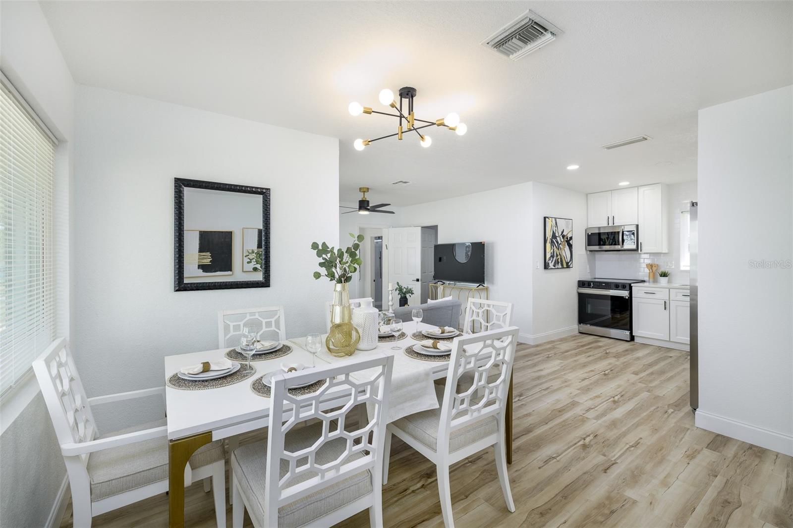 Open floor plan. View from front door