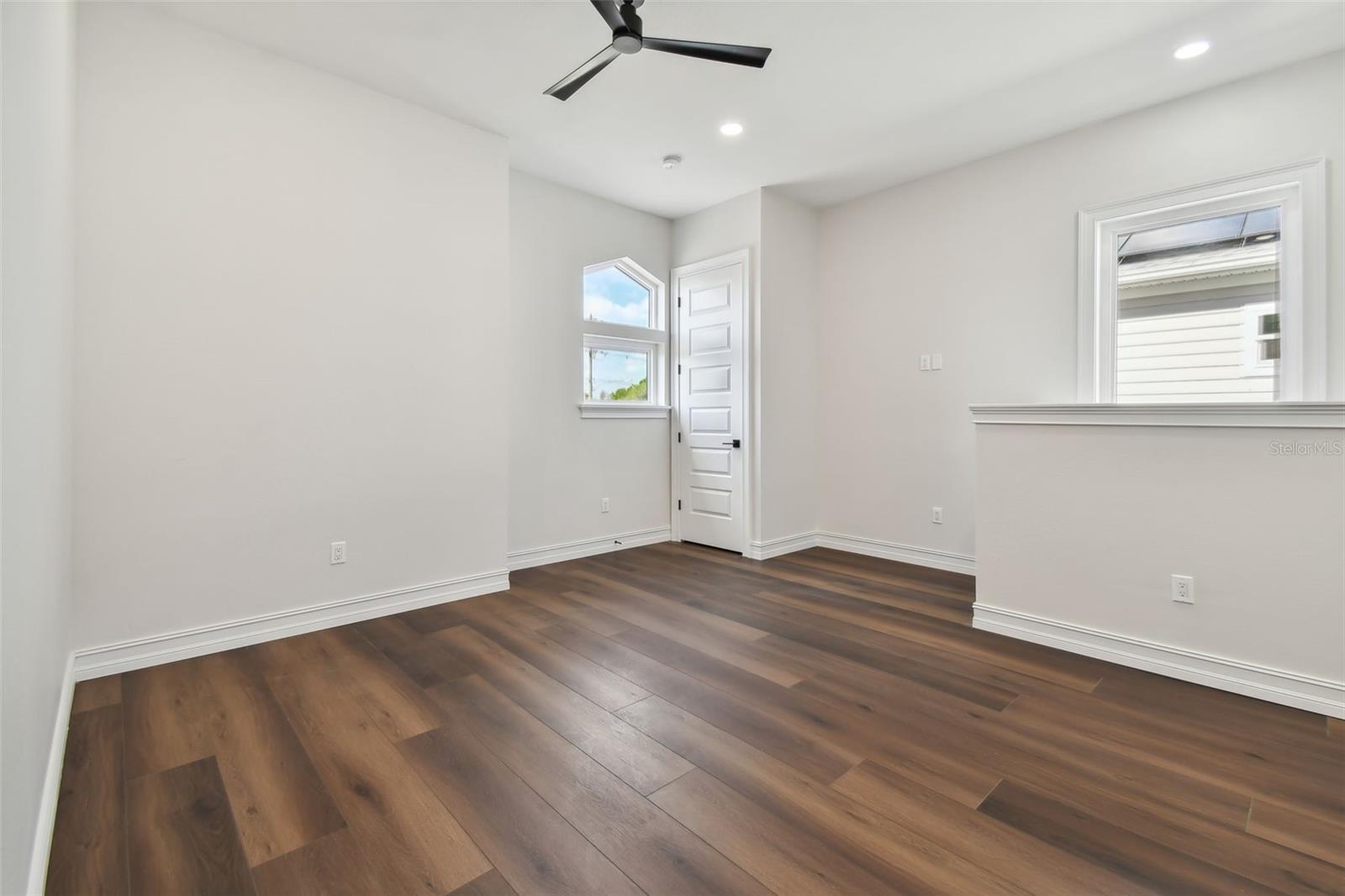 Landing/den upstairs