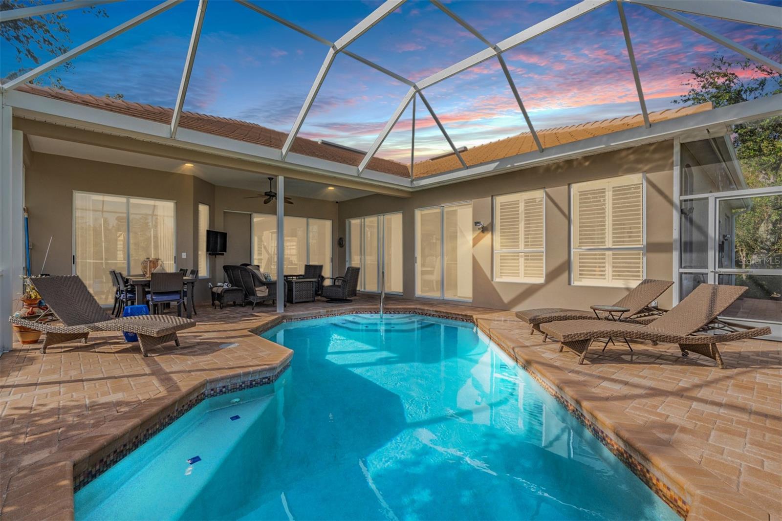 Pool, Pavered Lanai and a gorgeous conservation view.