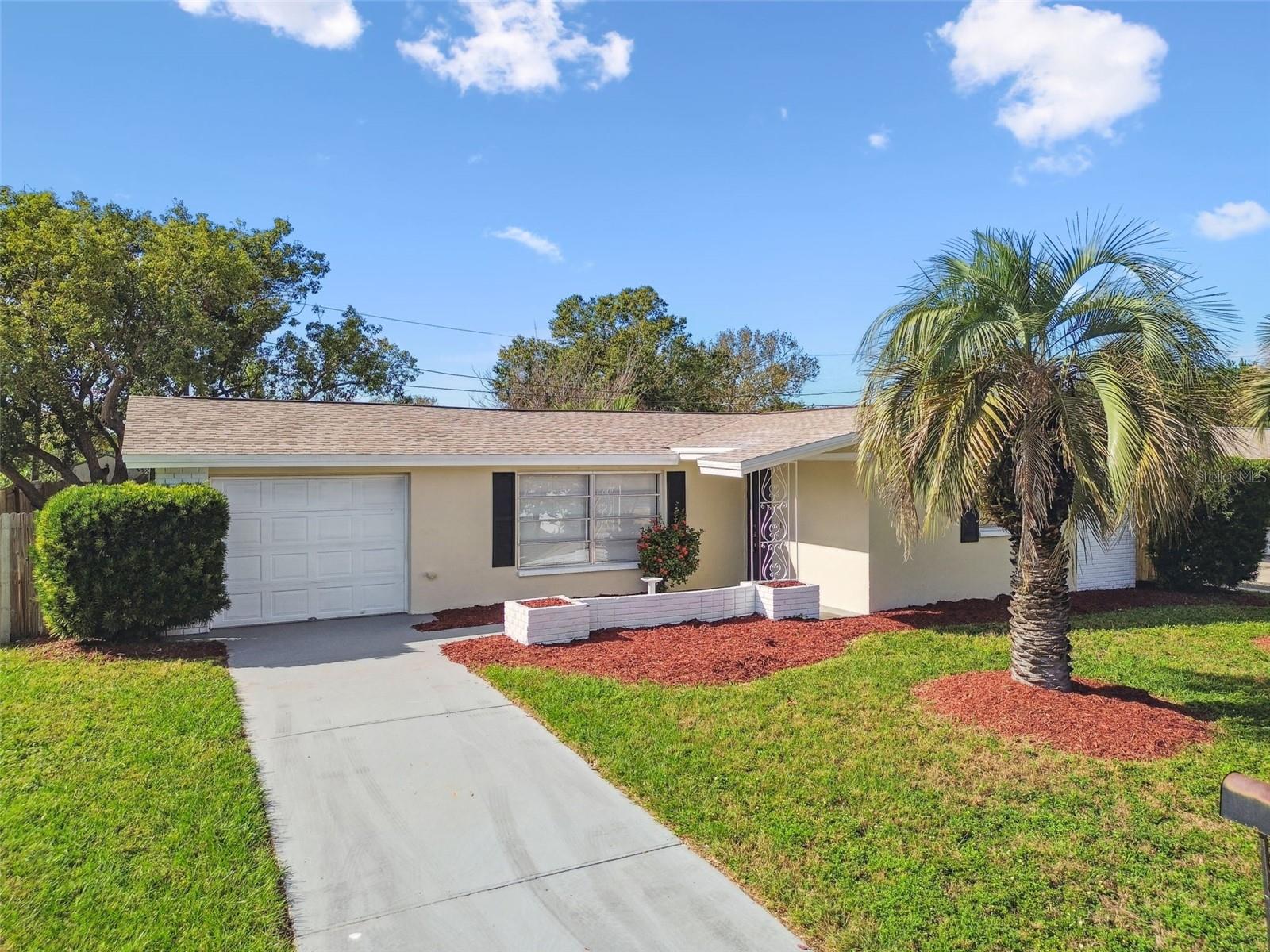 3221 Sanford Dr, Holiday, FL. 34691