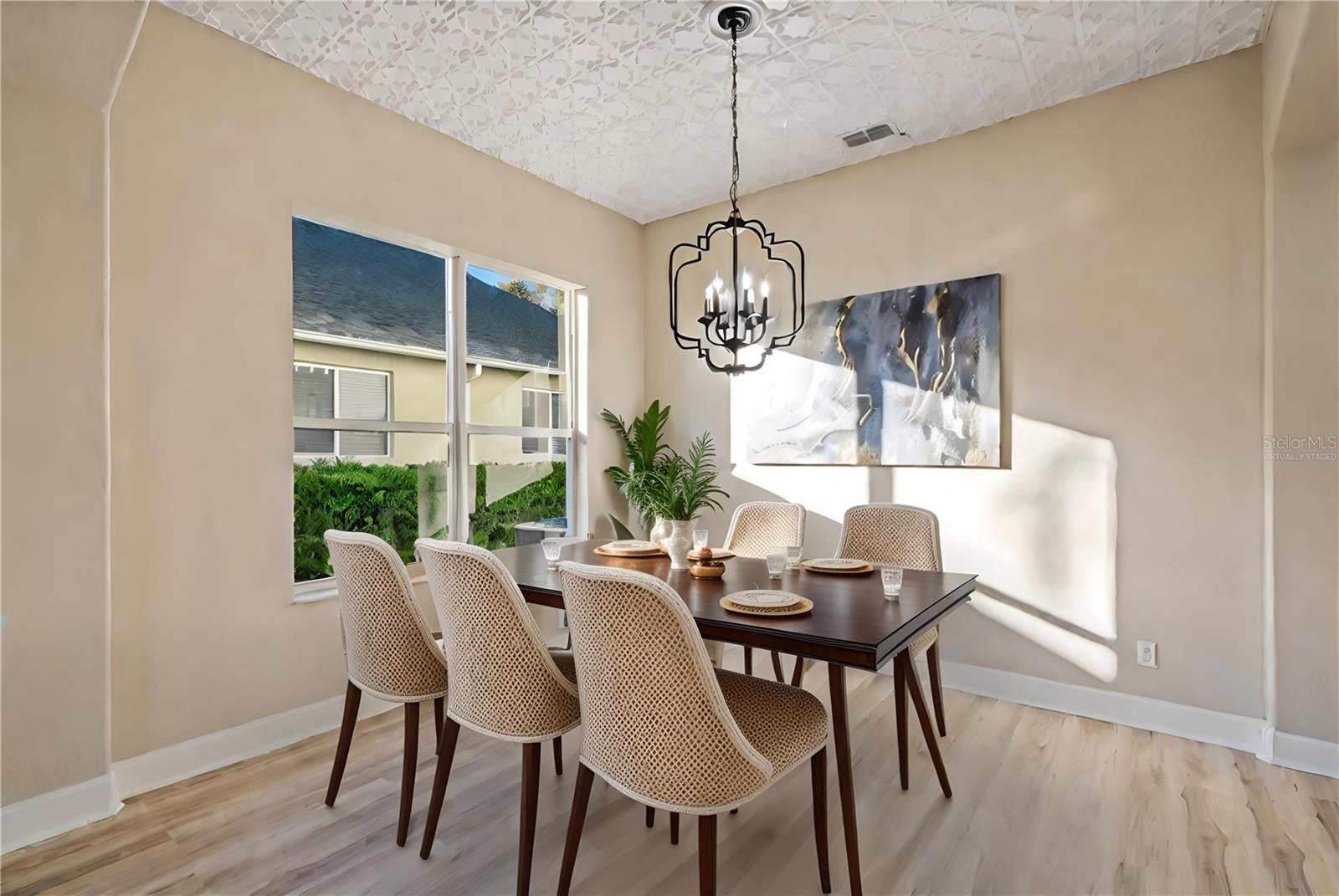 Virtually Staged dining room